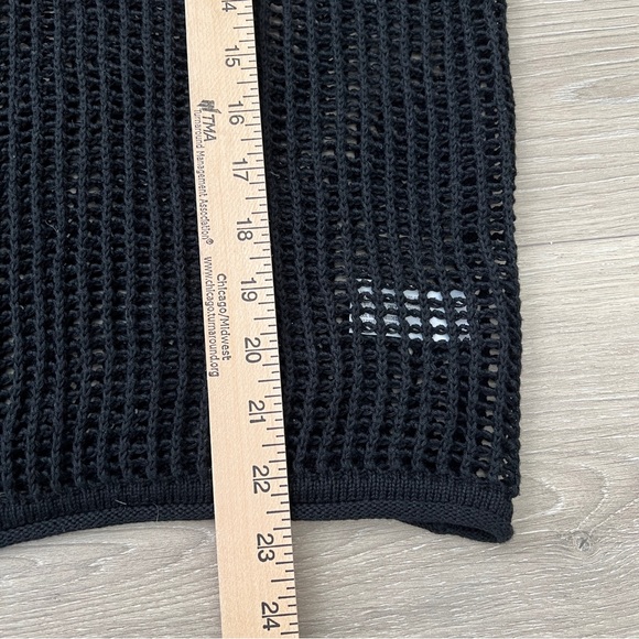 Women’s Black Crochet U-Neck Tank Sweater Future Collective Alani Noelle Size L - Picture 6 of 8